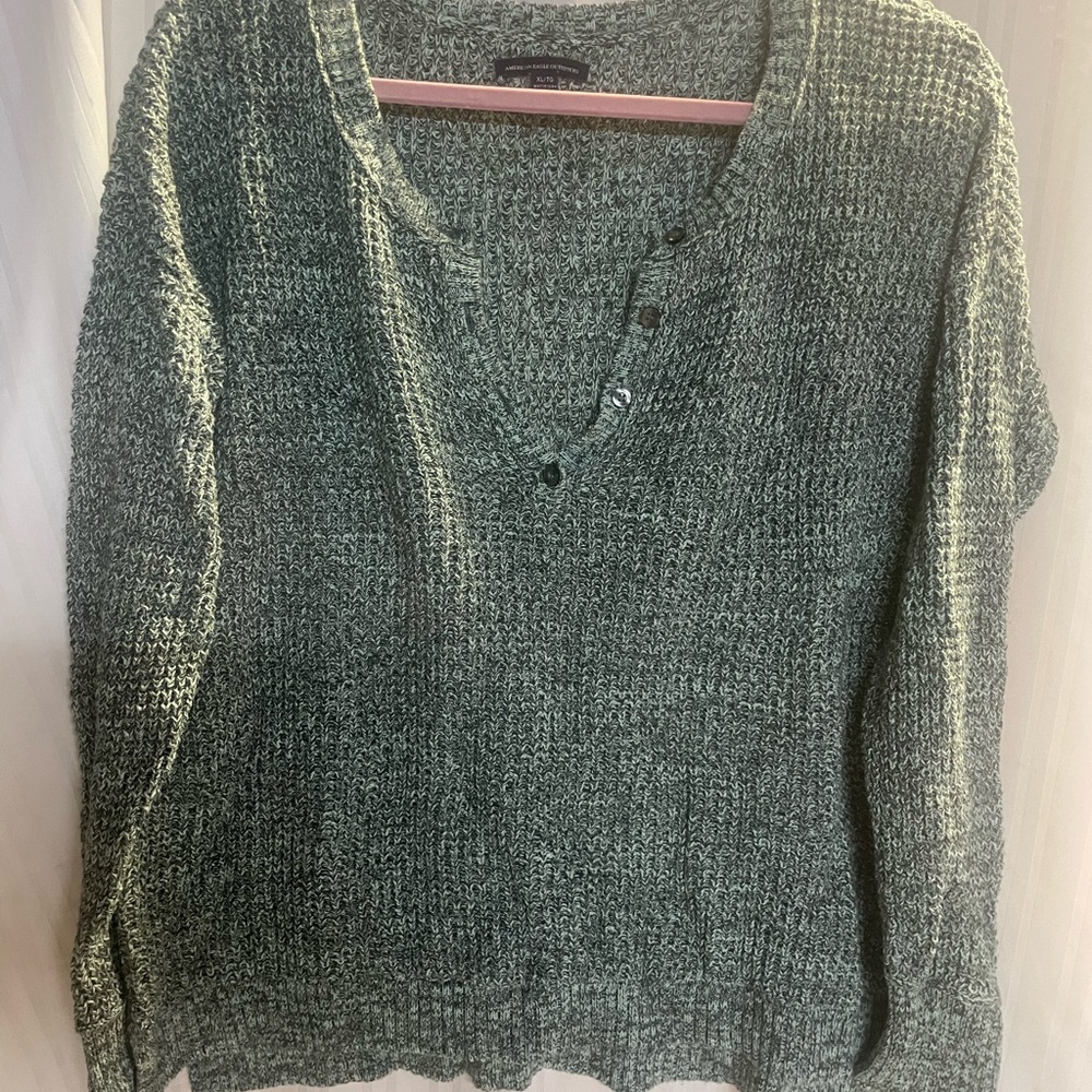 American Eagle Henley sweater xl